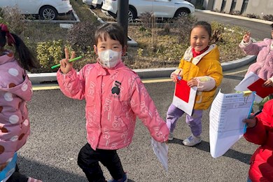 参观小学啦！